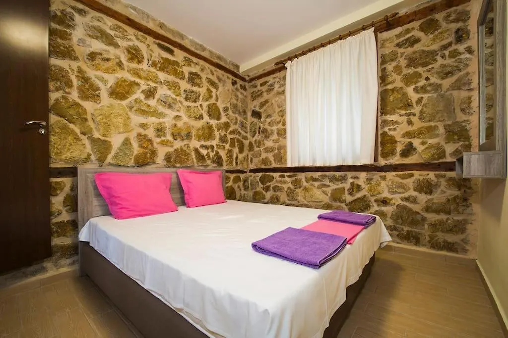 Petrini Spiti Villa Pyrgadikia