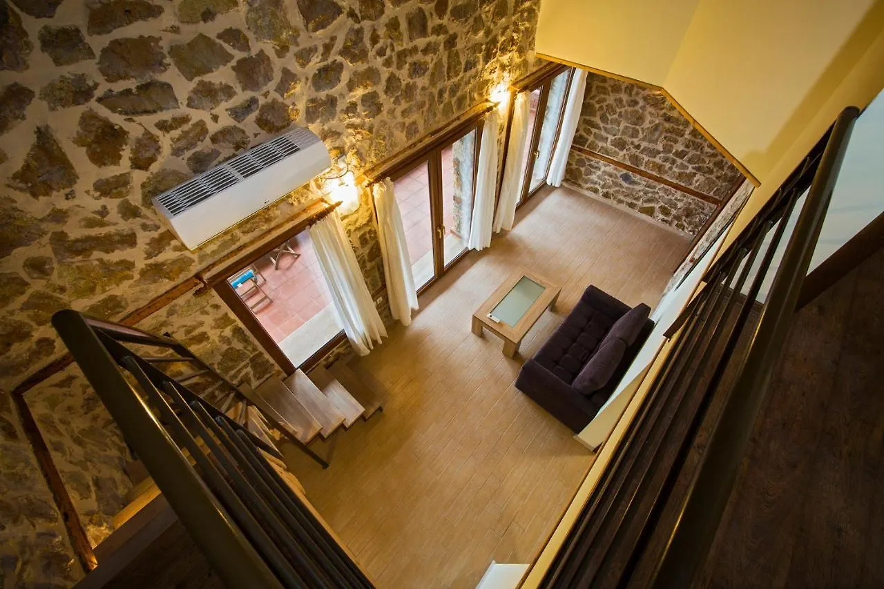 Petrini Spiti Villa Pyrgadikia Greece
